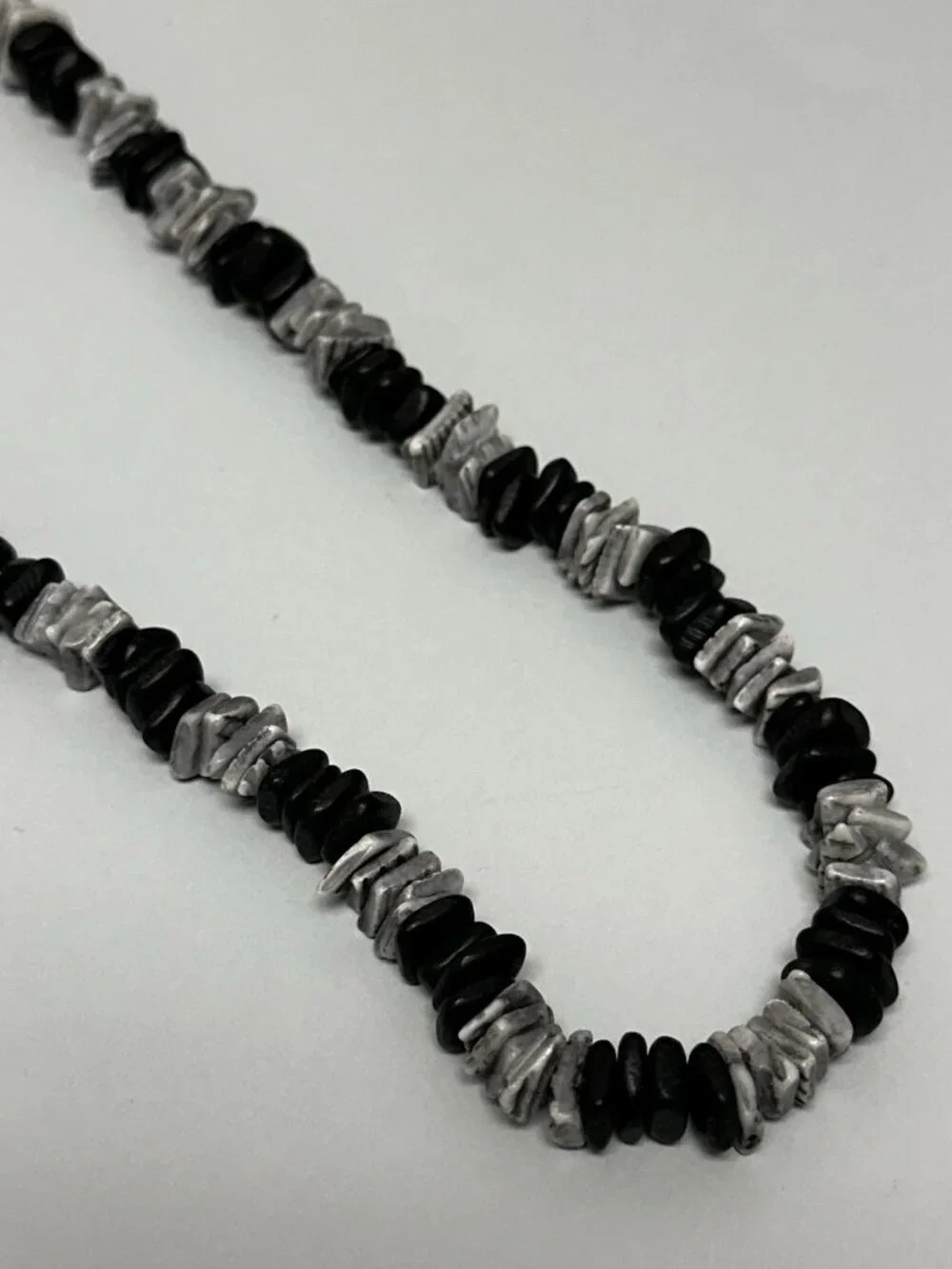 3/$30 Puka Shell Necklace Men Black Grey Chip Beads Y2K  Surfer Beach  20